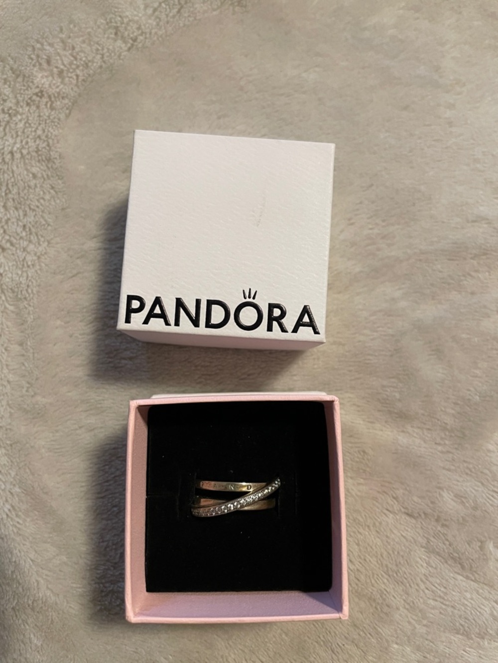 Pandora sterling silver Crisscross Ring with Sparkling Stones